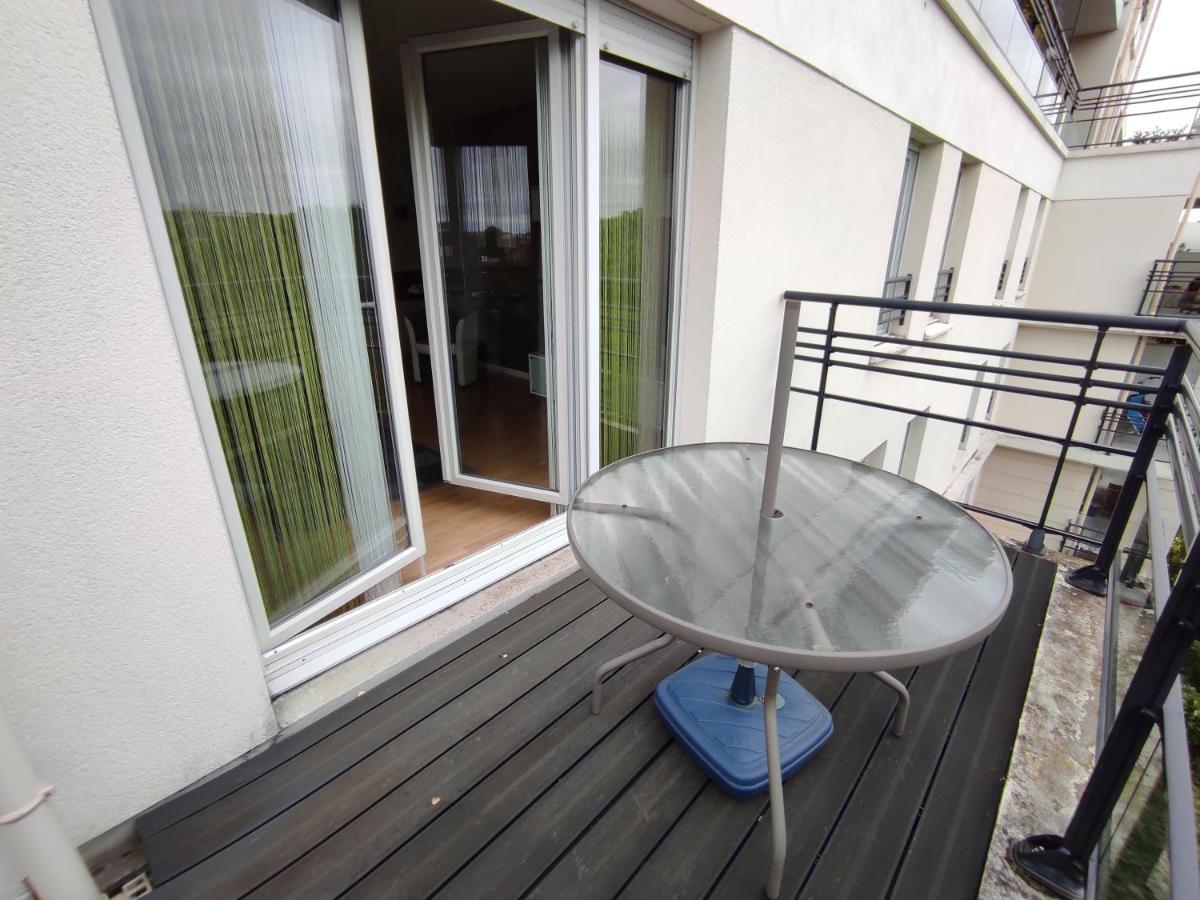 Bord De Seine Apartment Carrieres sous Poissy Bagian luar foto